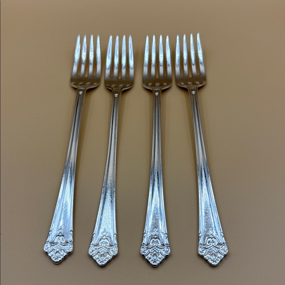 1847 Rogers Bros (IS) Her Majesty - Four Grill Forks #2